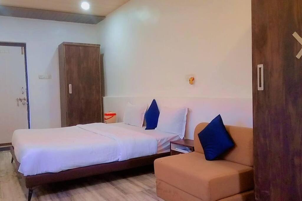Valley Nest For 6-12 Pax Ábú-hegy Kültér fotó